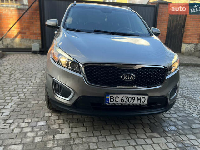 Коричневый Киа Соренто, объемом двигателя 2.4 л и пробегом 168 тыс. км за 11900 $, фото 2 на Automoto.ua