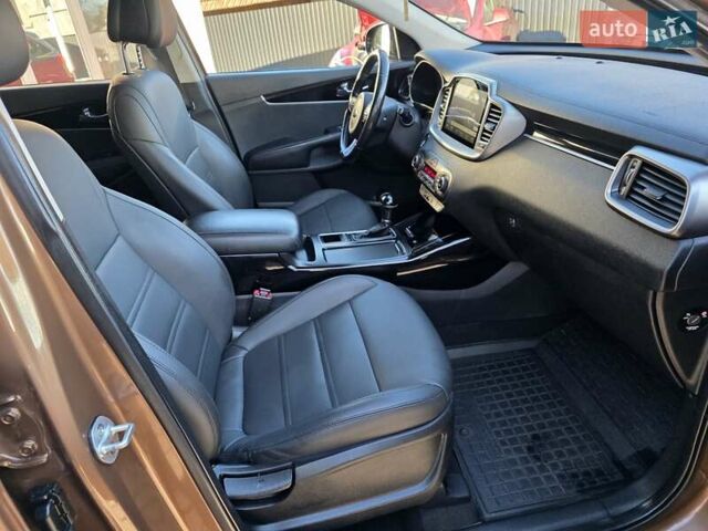 Коричневый Киа Соренто, объемом двигателя 2.2 л и пробегом 121 тыс. км за 18999 $, фото 47 на Automoto.ua