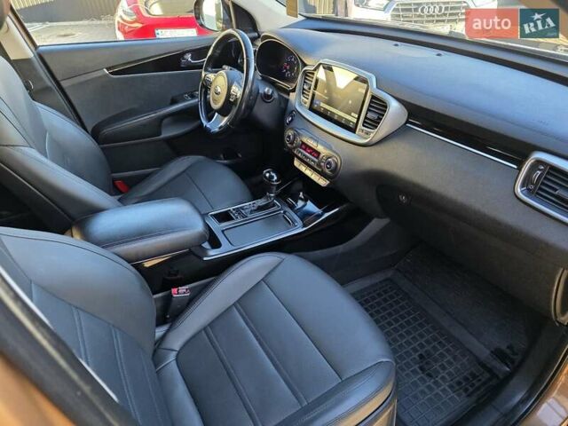 Коричневый Киа Соренто, объемом двигателя 2.2 л и пробегом 121 тыс. км за 18999 $, фото 48 на Automoto.ua