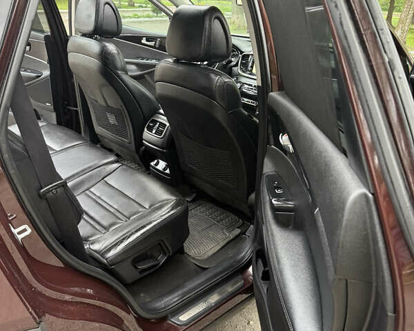 Коричневий Кіа Соренто, об'ємом двигуна 2.2 л та пробігом 207 тис. км за 21500 $, фото 25 на Automoto.ua