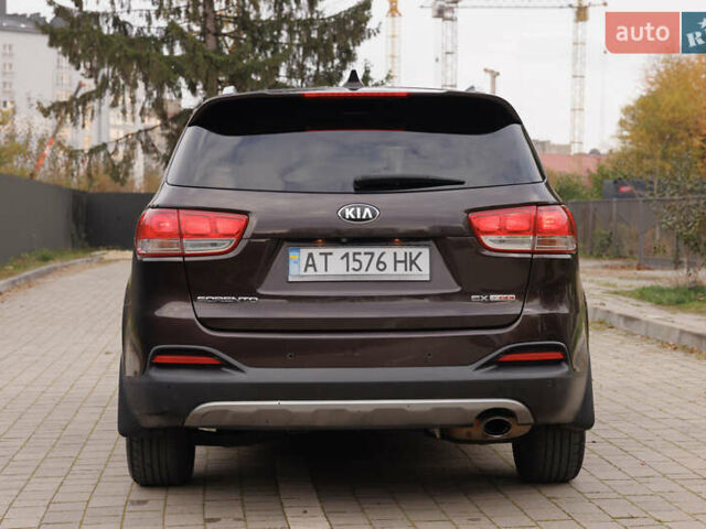 Киа Соренто 2016 в Ивано-Франковске на Automoto.ua Коричневый Киа Соренто, объемом двигателя 2 л и пробегом 136 тыс. км за 16300 $, фото 9 на Automoto.ua