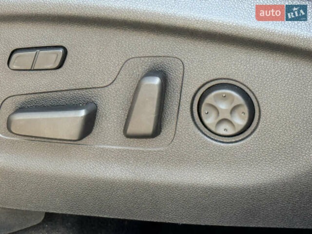 Коричневий Кіа Соренто, об'ємом двигуна 2.2 л та пробігом 260 тис. км за 21500 $, фото 50 на Automoto.ua