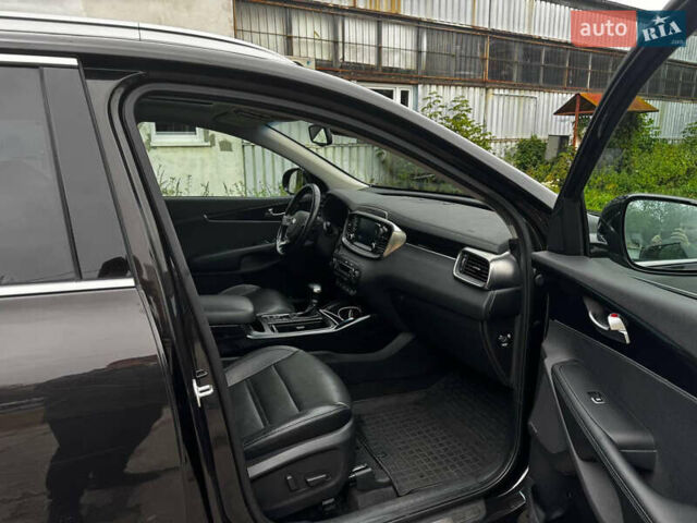 Коричневый Киа Соренто, объемом двигателя 2.2 л и пробегом 80 тыс. км за 28500 $, фото 43 на Automoto.ua