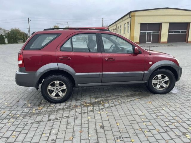 Червоний Кіа Соренто, об'ємом двигуна 2.5 л та пробігом 245 тис. км за 2850 $, фото 3 на Automoto.ua