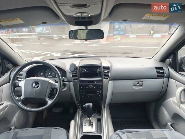 Красный Киа Соренто, объемом двигателя 2.5 л и пробегом 308 тыс. км за 7500 $, фото 13 на Automoto.ua