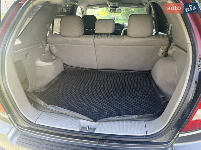 Красный Киа Соренто, объемом двигателя 0 л и пробегом 251 тыс. км за 5300 $, фото 14 на Automoto.ua