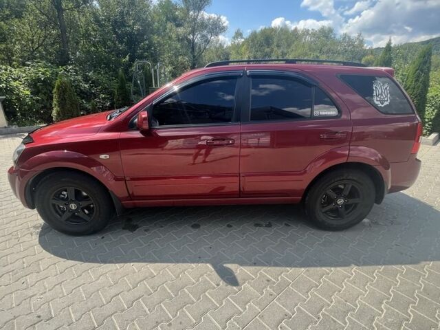 Червоний Кіа Соренто, об'ємом двигуна 2.5 л та пробігом 260 тис. км за 8200 $, фото 2 на Automoto.ua