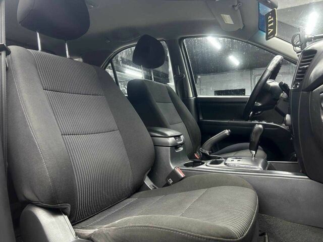 Красный Киа Соренто, объемом двигателя 2.5 л и пробегом 234 тыс. км за 9400 $, фото 21 на Automoto.ua