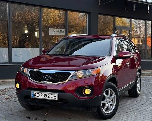 Червоний Кіа Соренто, об'ємом двигуна 2.2 л та пробігом 207 тис. км за 13300 $, фото 2 на Automoto.ua