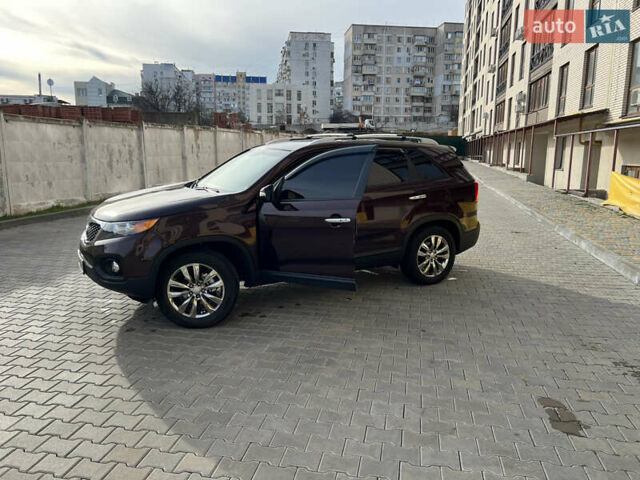 Красный Киа Соренто, объемом двигателя 2.36 л и пробегом 190 тыс. км за 11300 $, фото 57 на Automoto.ua