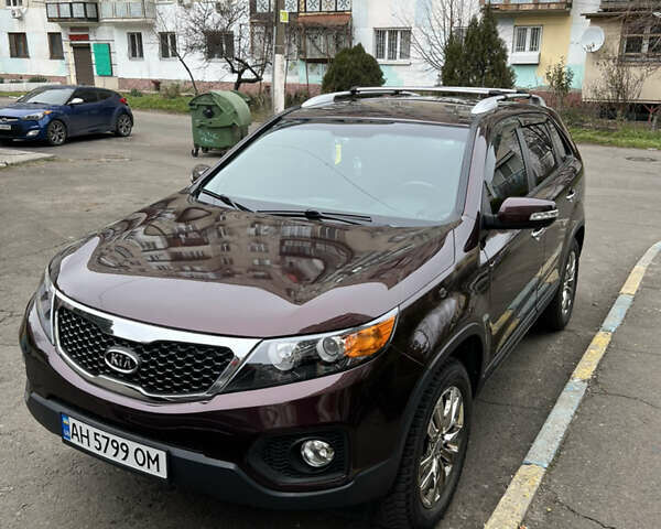 Красный Киа Соренто, объемом двигателя 2.36 л и пробегом 190 тыс. км за 11300 $, фото 64 на Automoto.ua