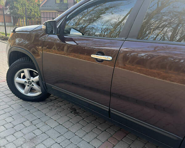 Червоний Кіа Соренто, об'ємом двигуна 2.36 л та пробігом 249 тис. км за 9999 $, фото 7 на Automoto.ua