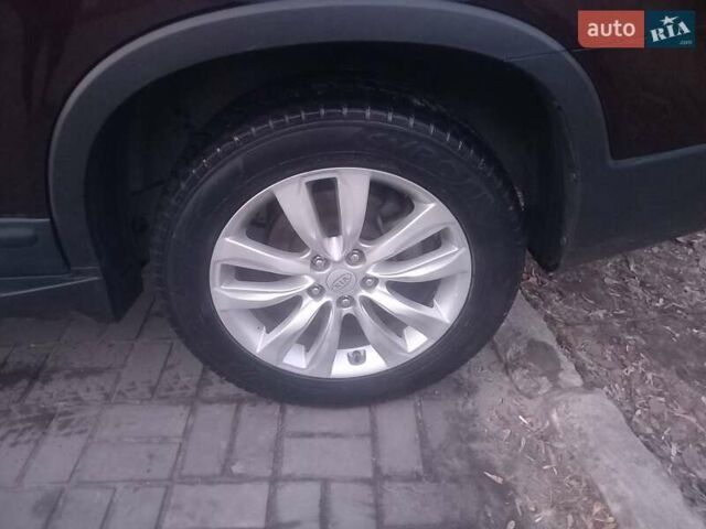 Красный Киа Соренто, объемом двигателя 2.4 л и пробегом 179 тыс. км за 12600 $, фото 11 на Automoto.ua