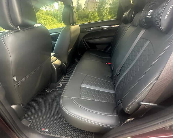 Червоний Кіа Соренто, об'ємом двигуна 2.36 л та пробігом 249 тис. км за 9999 $, фото 10 на Automoto.ua