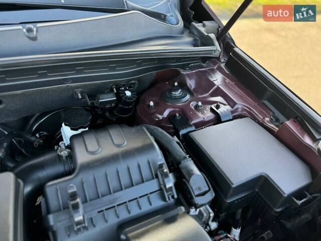 Красный Киа Соренто, объемом двигателя 2.35 л и пробегом 169 тыс. км за 14000 $, фото 13 на Automoto.ua