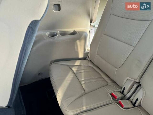 Красный Киа Соренто, объемом двигателя 2.35 л и пробегом 169 тыс. км за 14500 $, фото 2 на Automoto.ua