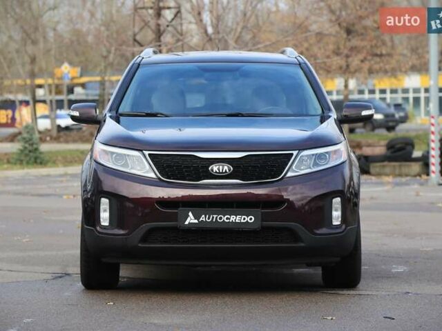 Красный Киа Соренто, объемом двигателя 2.36 л и пробегом 203 тыс. км за 13000 $, фото 1 на Automoto.ua