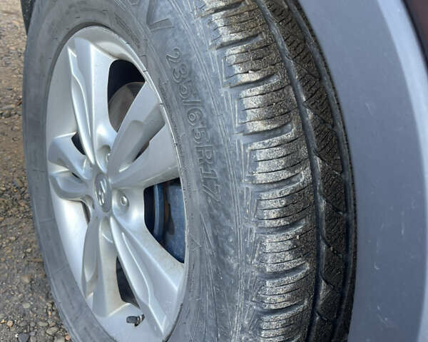 Красный Киа Соренто, объемом двигателя 2.35 л и пробегом 134 тыс. км за 11500 $, фото 10 на Automoto.ua