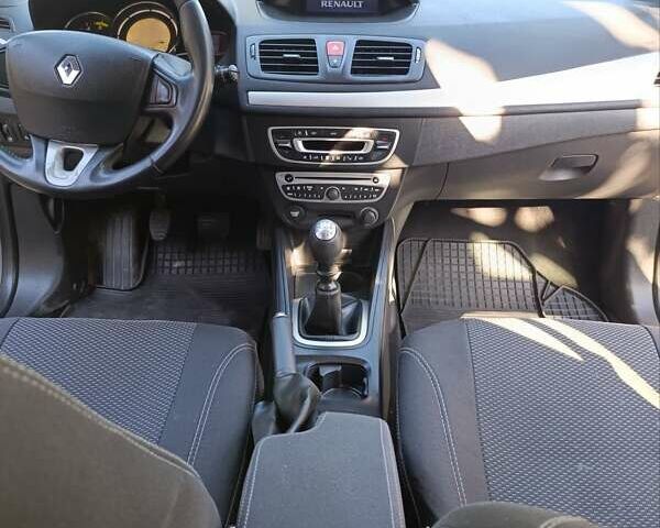 Червоний Кіа Соренто, об'ємом двигуна 2.36 л та пробігом 290 тис. км за 14500 $, фото 3 на Automoto.ua
