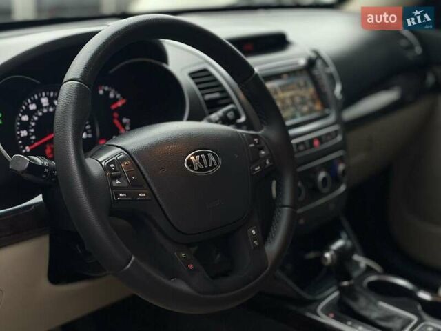 Червоний Кіа Соренто, об'ємом двигуна 2.4 л та пробігом 198 тис. км за 12500 $, фото 13 на Automoto.ua