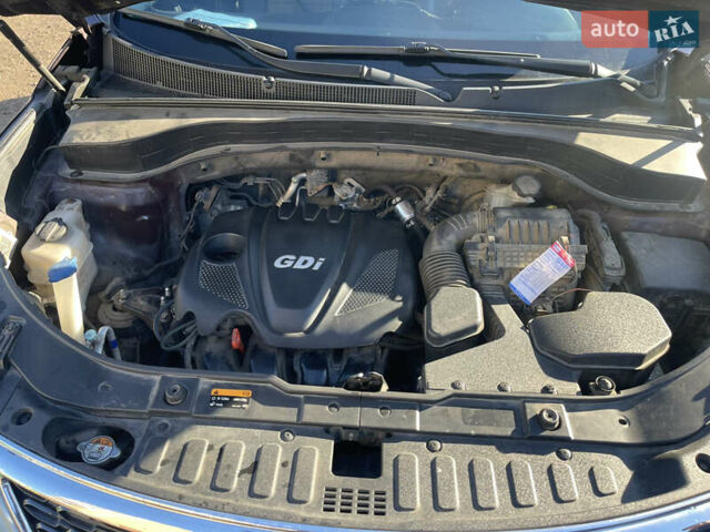 Красный Киа Соренто, объемом двигателя 2.35 л и пробегом 134 тыс. км за 11500 $, фото 15 на Automoto.ua