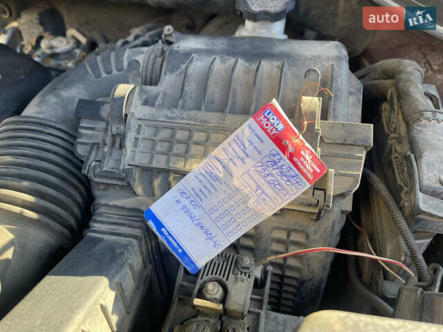 Красный Киа Соренто, объемом двигателя 2.35 л и пробегом 134 тыс. км за 11500 $, фото 17 на Automoto.ua