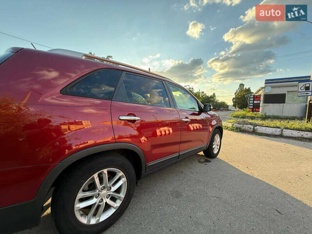 Червоний Кіа Соренто, об'ємом двигуна 2.4 л та пробігом 170 тис. км за 11900 $, фото 3 на Automoto.ua