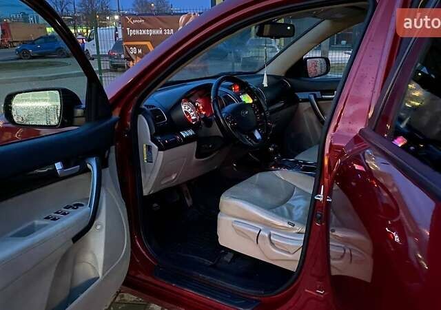 Красный Киа Соренто, объемом двигателя 2.4 л и пробегом 118 тыс. км за 12800 $, фото 10 на Automoto.ua