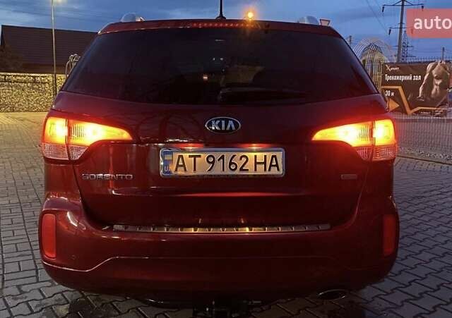 Красный Киа Соренто, объемом двигателя 2.4 л и пробегом 118 тыс. км за 12800 $, фото 5 на Automoto.ua