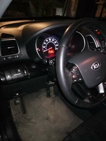 Червоний Кіа Соренто, об'ємом двигуна 2.4 л та пробігом 216 тис. км за 14900 $, фото 2 на Automoto.ua