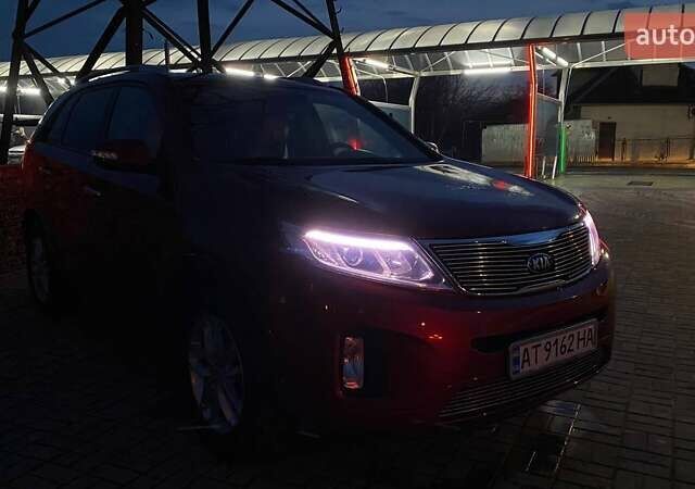 Красный Киа Соренто, объемом двигателя 2.4 л и пробегом 118 тыс. км за 12800 $, фото 8 на Automoto.ua
