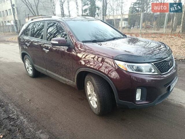 Красный Киа Соренто, объемом двигателя 2.36 л и пробегом 200 тыс. км за 13000 $, фото 1 на Automoto.ua