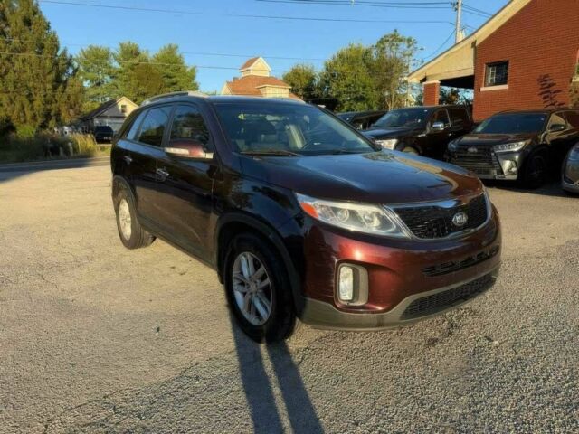 Красный Киа Соренто, объемом двигателя 2.4 л и пробегом 77 тыс. км за 3150 $, фото 2 на Automoto.ua