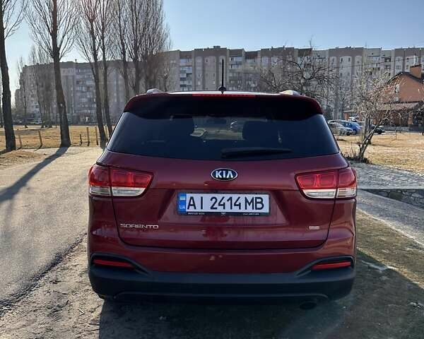 Красный Киа Соренто, объемом двигателя 2.4 л и пробегом 130 тыс. км за 13700 $, фото 3 на Automoto.ua