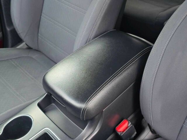 Красный Киа Соренто, объемом двигателя 2.4 л и пробегом 160 тыс. км за 12499 $, фото 17 на Automoto.ua