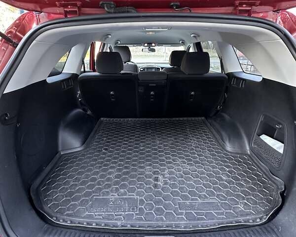 Красный Киа Соренто, объемом двигателя 2.4 л и пробегом 130 тыс. км за 13700 $, фото 9 на Automoto.ua