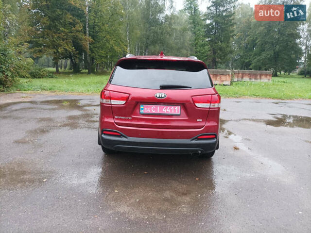 Красный Киа Соренто, объемом двигателя 2.4 л и пробегом 202 тыс. км за 13499 $, фото 7 на Automoto.ua