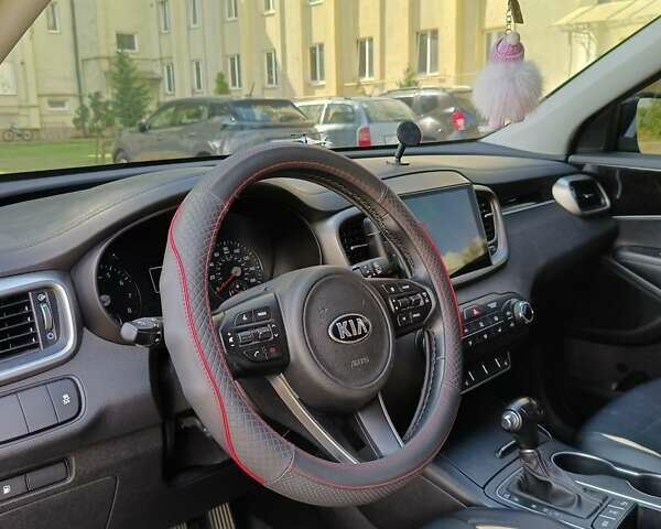 Красный Киа Соренто, объемом двигателя 2.4 л и пробегом 90 тыс. км за 17300 $, фото 4 на Automoto.ua