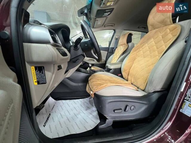 Красный Киа Соренто, объемом двигателя 2.36 л и пробегом 113 тыс. км за 15700 $, фото 21 на Automoto.ua
