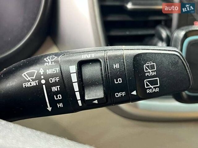 Красный Киа Соренто, объемом двигателя 2.36 л и пробегом 113 тыс. км за 15700 $, фото 20 на Automoto.ua