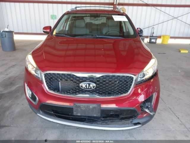 Красный Киа Соренто, объемом двигателя 3.3 л и пробегом 85 тыс. км за 2000 $, фото 1 на Automoto.ua