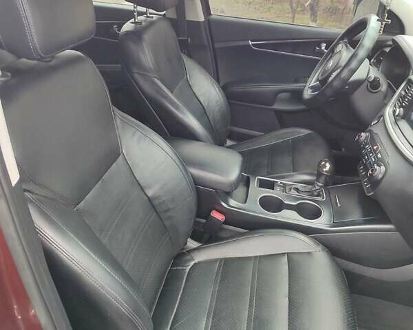 Красный Киа Соренто, объемом двигателя 2.4 л и пробегом 119 тыс. км за 15500 $, фото 3 на Automoto.ua