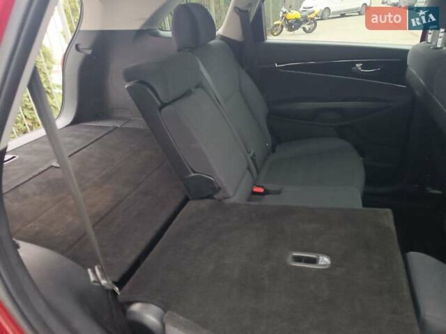 Красный Киа Соренто, объемом двигателя 2.36 л и пробегом 130 тыс. км за 17500 $, фото 12 на Automoto.ua