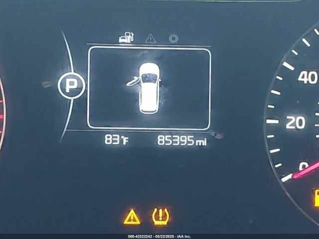 Красный Киа Соренто, объемом двигателя 3.3 л и пробегом 85 тыс. км за 2000 $, фото 13 на Automoto.ua