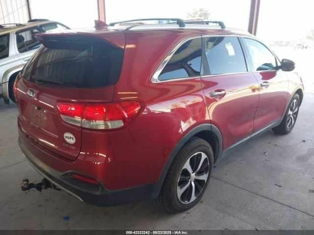 Красный Киа Соренто, объемом двигателя 3.3 л и пробегом 85 тыс. км за 2000 $, фото 3 на Automoto.ua