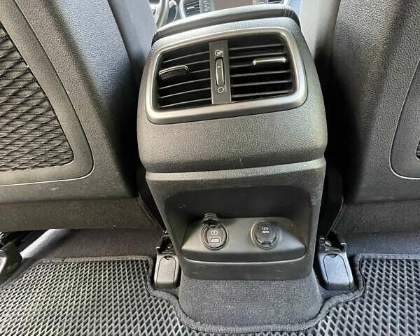 Червоний Кіа Соренто, об'ємом двигуна 2.36 л та пробігом 45 тис. км за 22000 $, фото 20 на Automoto.ua