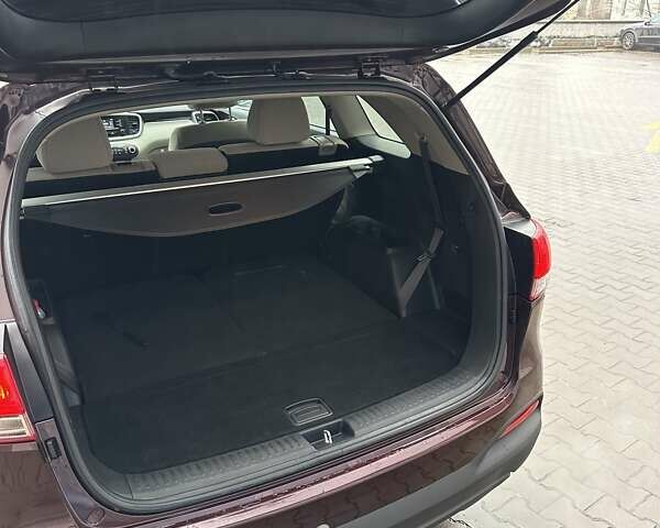 Красный Киа Соренто, объемом двигателя 3.34 л и пробегом 87 тыс. км за 16500 $, фото 21 на Automoto.ua