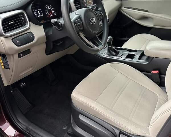 Красный Киа Соренто, объемом двигателя 3.34 л и пробегом 87 тыс. км за 16500 $, фото 27 на Automoto.ua