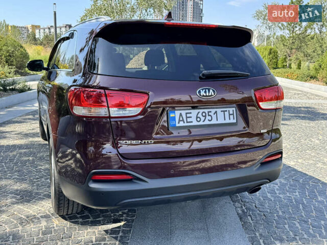 Червоний Кіа Соренто, об'ємом двигуна 2.4 л та пробігом 103 тис. км за 15100 $, фото 11 на Automoto.ua