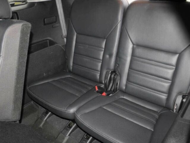 Красный Киа Соренто, объемом двигателя 2.4 л и пробегом 59 тыс. км за 6400 $, фото 10 на Automoto.ua